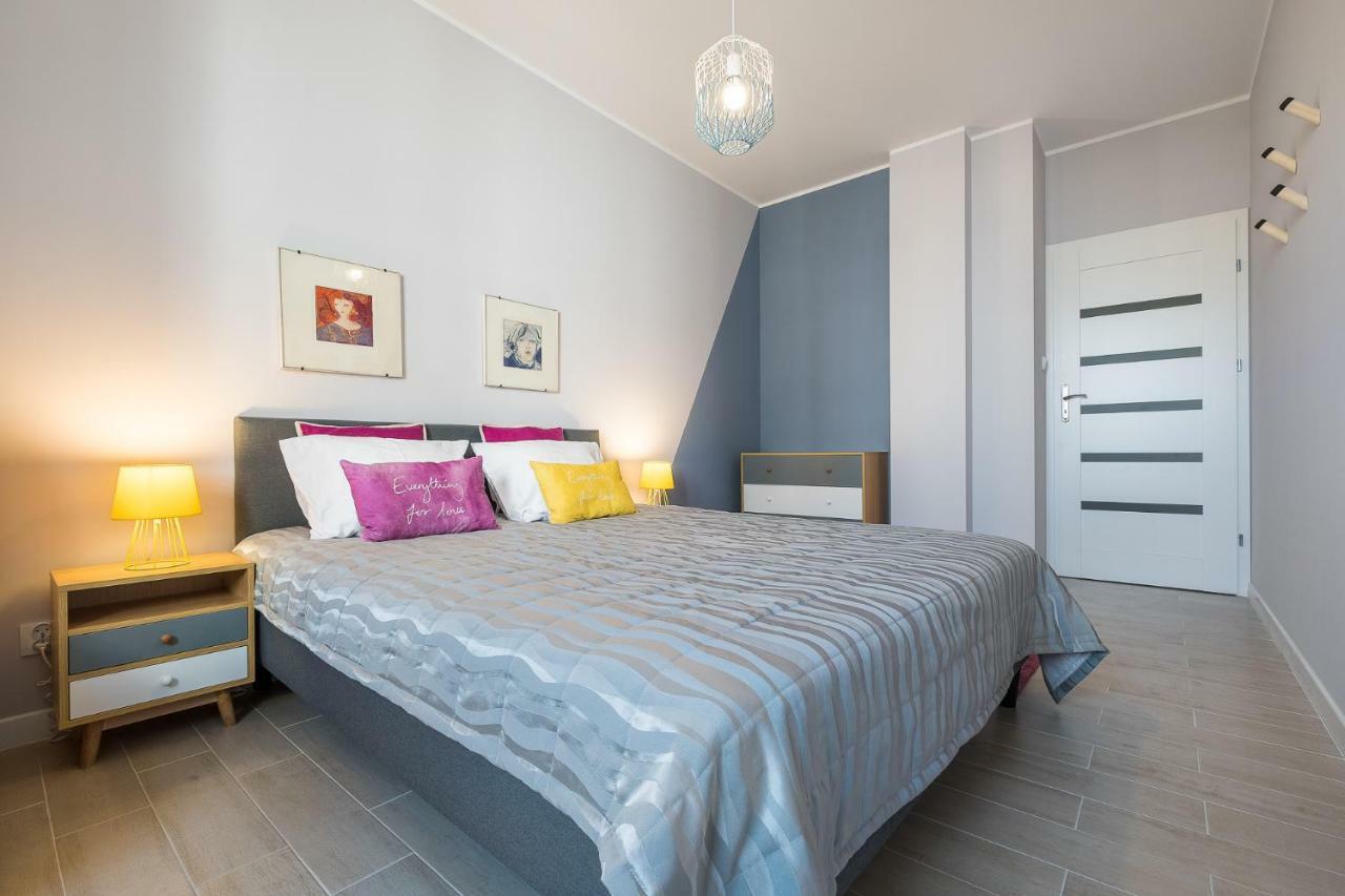 Appartement Raya Mansion Varsovie Extérieur photo